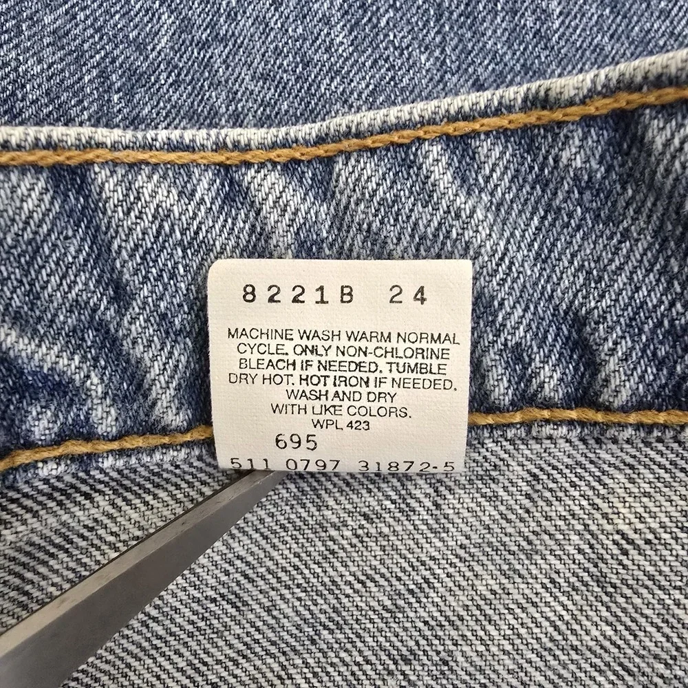Levis 560 Jeans Mens 38x30 Light Blue Wash 100% Cotton VTG USA Loose Fit Tapered